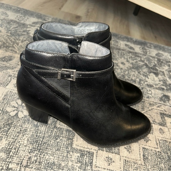 Vionic Black Leather Ankle Boots with Buckle Detail 2.25 inch heel - Picture 1 of 8
